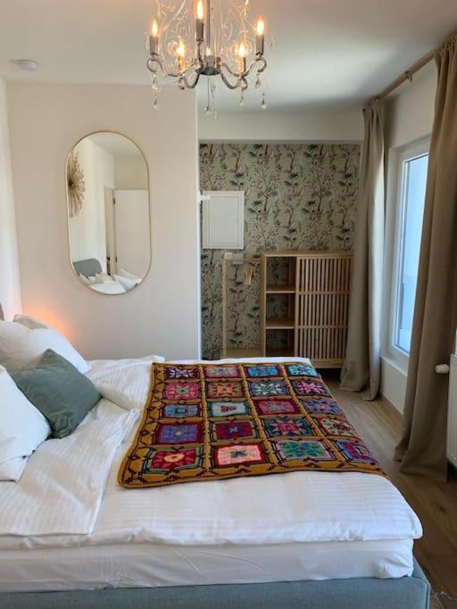 Cozy Studio In Centre Of Old Town Amberes Exterior foto